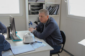 первый заместитель председателя Правительства Ахметшин А. С. и министр архитектуры и строительства Смоленской области Ростовцев К. Н. провели выездное совещание на строительных объектах города Смоленска - фото - 6